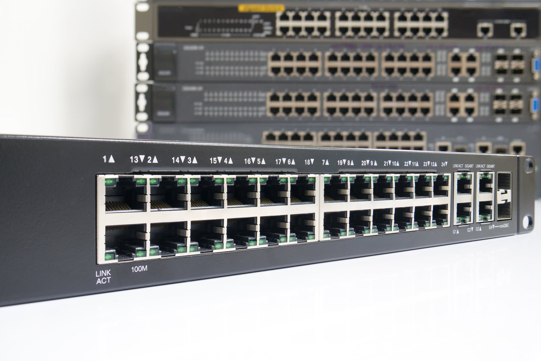 Extreme Networks Switches vs. Cisco Switches